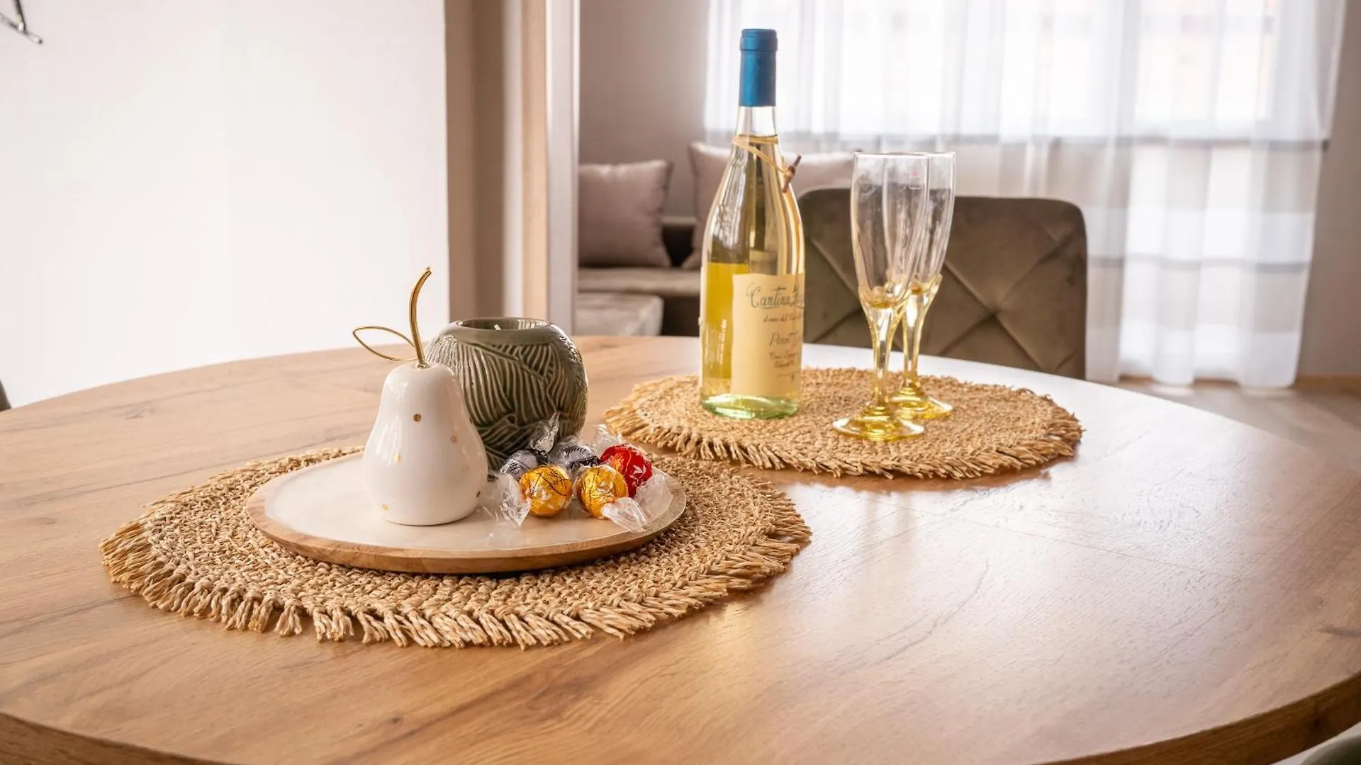 Center And Old Town Apartment Filibe